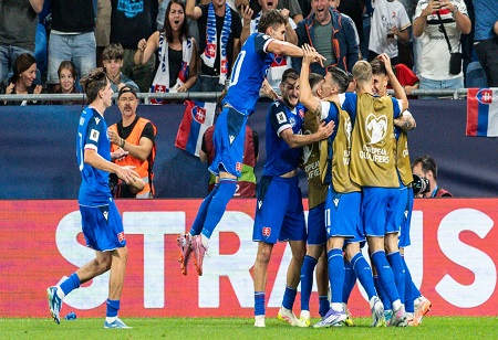 media_infotain's tweet image. Slovakia Stun Germany as Spain, Belgium Cruise in Qualifiers

Read More: lnkd.in/gsREdrkG

#firstWorldCup #milesaway #stoppagetimepenalty #2026WorldCup #criticalupcomingfixtures