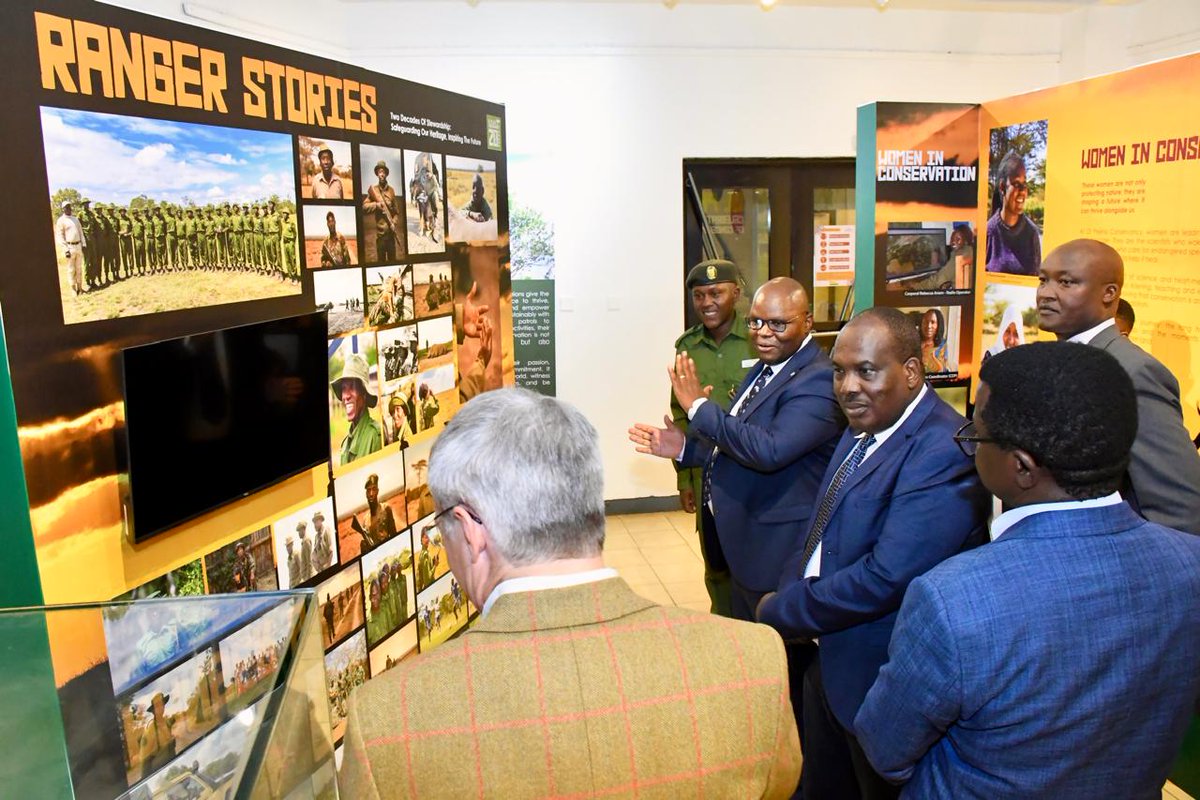 𝐎𝐋 𝐏𝐄𝐉𝐄𝐓𝐀 𝐂𝐎𝐍𝐒𝐄𝐑𝐕𝐀𝐍𝐂𝐘 𝐓𝐔𝐑𝐍𝐒 𝟐𝟎
A journey of resilience, conservation and community.
Last evening, Kenya Wildlife Service DG Prof. <a href="/ErustusKanga/">EK</a> officially opened the <a href="/OlPejeta/">Ol Pejeta</a> Conservancy @ 20 exhibition at the Nairobi National Museum — a celebration of