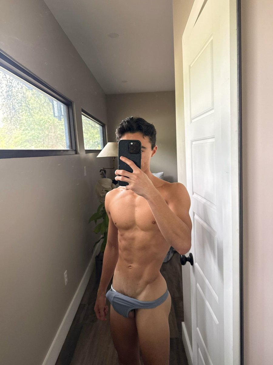 Cum swim with me ?