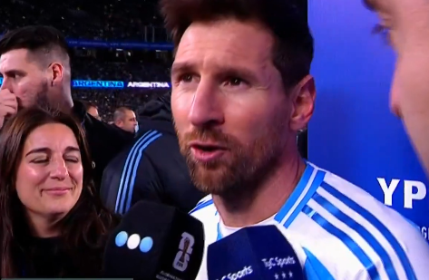 TouchlineX's tweet photo. 🚨🗣️ Leo Messi: "I haven't made a decision about the next World Cup."

"Given my age, it's logical that I won't make it to the next World Cup. But we'll take it day by day, match by match." https://t.co/HcurlaKLCG