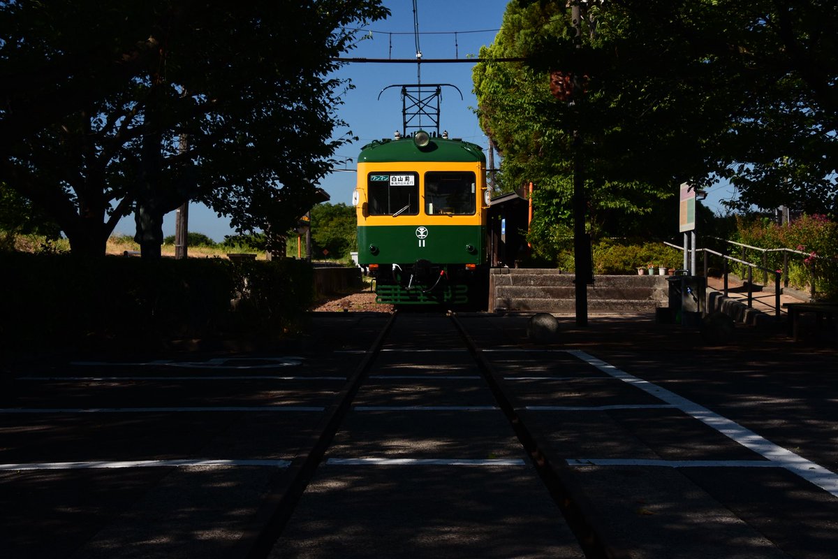 暑い日々も
ようやく終わりか。

月潟駅
【8月1日】