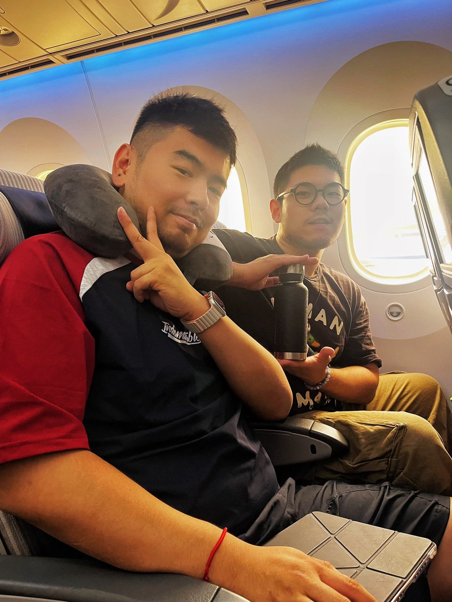 ProPandas_House's tweet image. 🐳🍊✈️