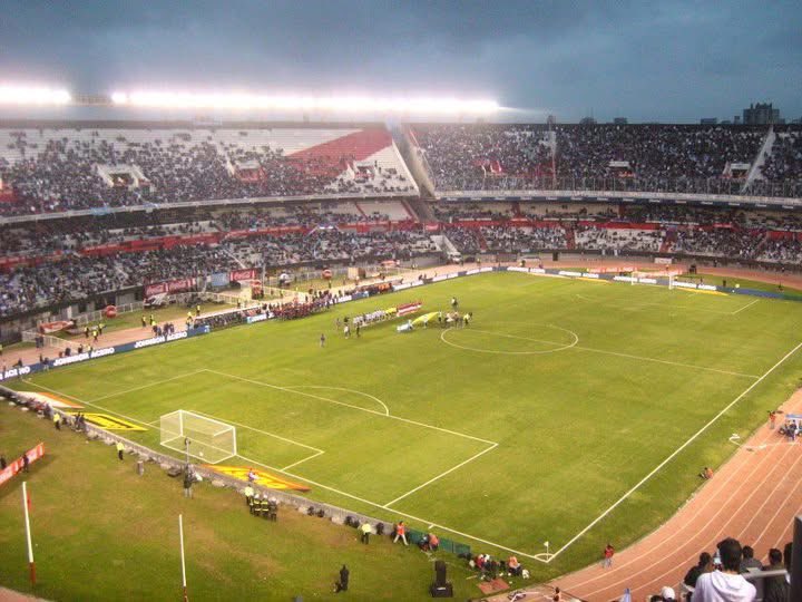 luu_luceroo's tweet photo. @MatiasCavs35 Exacto. Recuerdo cuando elegía los lugares… Fui a platea y a popular https://t.co/401NNkurMP