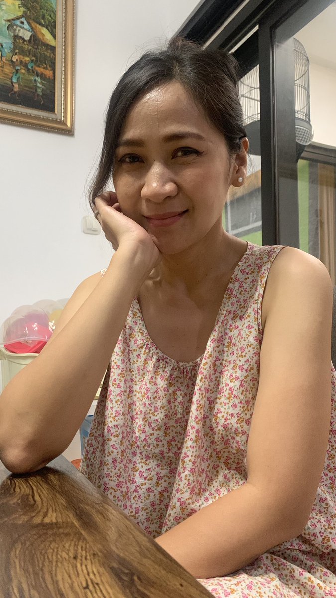 pejuhin tante - Twitter Hashtag | Sotwe