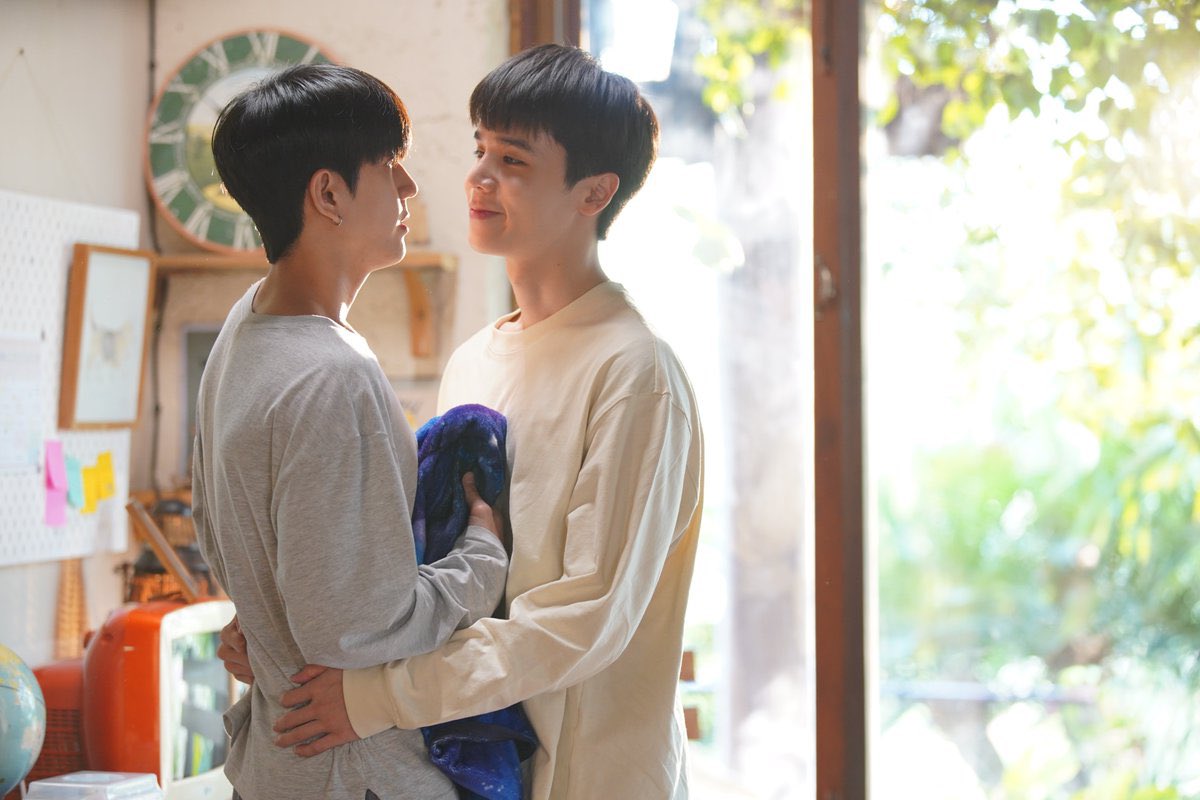 — ✨Happy Friday 💟
꒰ ⋆✿ #Jimmyyjp #Sea_Tawinan 
#JimmySea #จิมมี่ซี ⋆✿ 

“ทำนายทายทัพ” #MyMagicProphecy  ทุกวันอาทิตย์ เวลา 20.30  น. ทางช่อง GMM25 และเวลา  22.30 น. ทาง VIU  🔮🩺

📬ตัวอย่าง My Magic Prophecy EP.7
🔮: youtu.be/RENrM1QYOyE?si…

📬 Ost.ทำนายทายทัพ My Magic