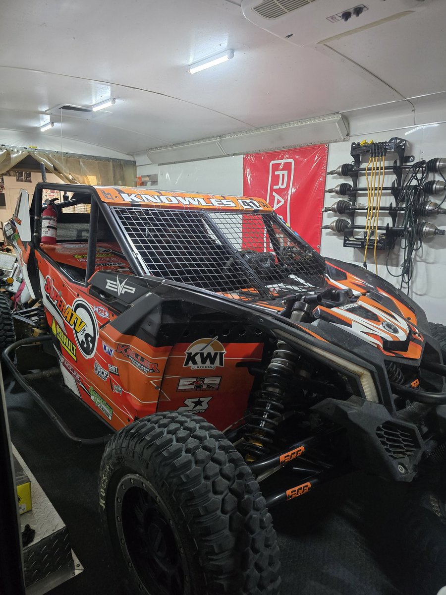 LeeKnowlesutv41's tweet photo. Loaded up and ready for some racing with the Outlaw Series at Eagle Canyon Raceway  this weekend 
@superatvtweet @ASSAULTIND https://t.co/dRmUhIm3RX