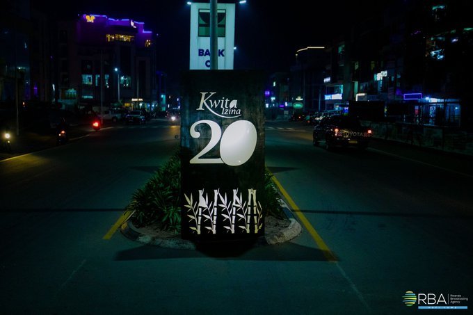 MukamaNins28293's tweet photo. Today is the day💚💚
#KwitaIzina20
#ConservationIsLife https://t.co/fcO3DeLf6o