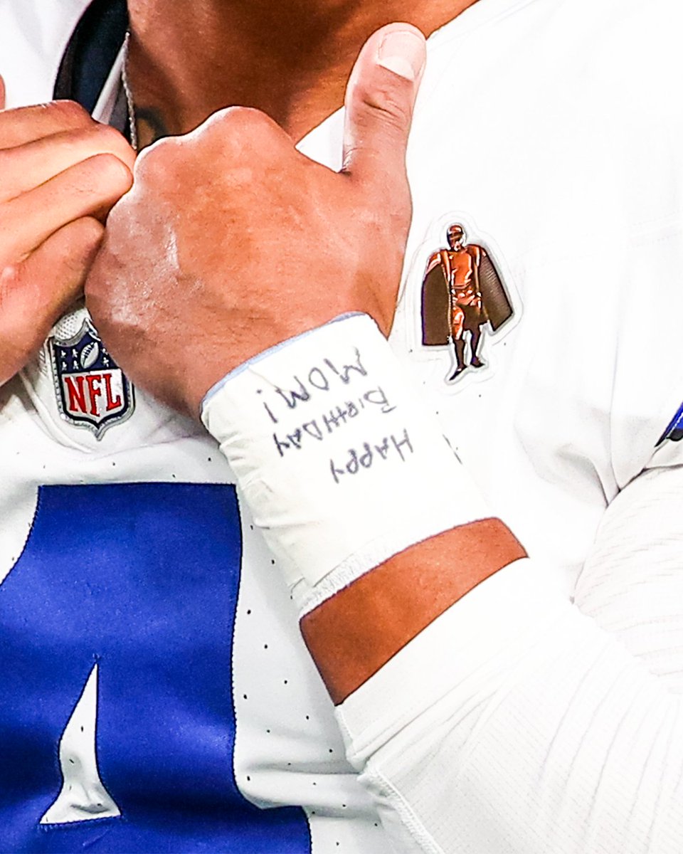 Dak Prescott pays tribute to his late mother, Peggy, on what would have been her 64th birthday 💙

He has worn No. 4 throughout his career in her honor.