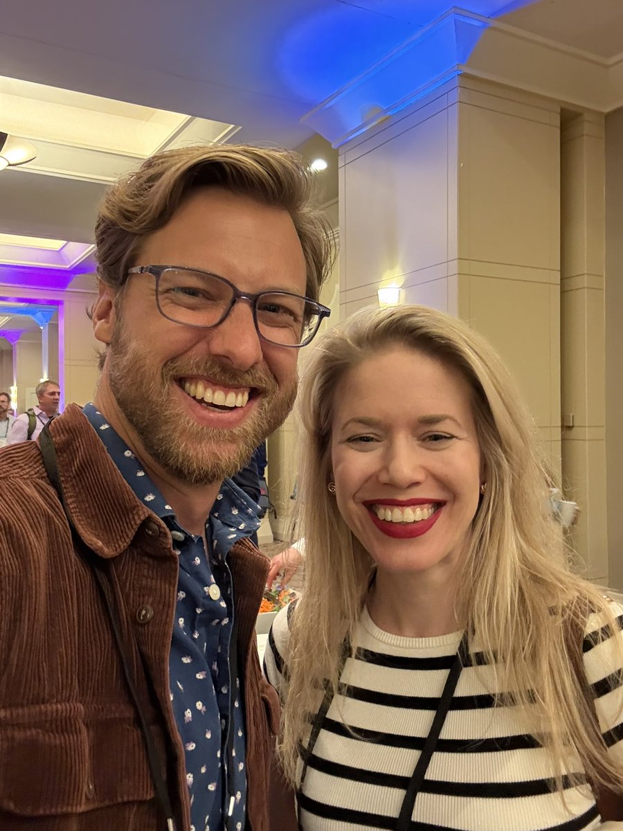 Grant Mulligan (@gtmulligan) on Twitter photo Great first day at the Abundance 2025 Conference! The conference and city have a feistiness; folks here are on a mission. I loved the energy and meeting new (old) friends like <a href="/TheAnnaGat/">Anna Gát 🧭</a>! Great first day at the Abundance 2025 Conference! The conference and city have a feistiness; folks here are on a mission. I loved the energy and meeting new (old) friends like <a href="/TheAnnaGat/">Anna Gát 🧭</a>!