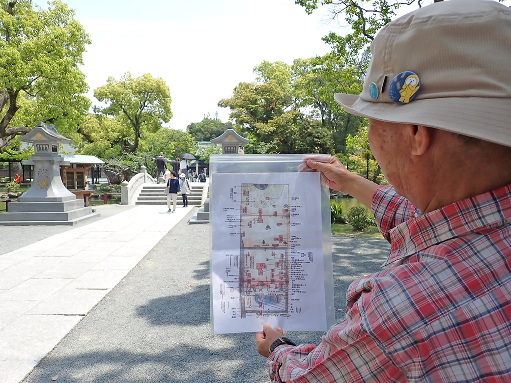 歴史観光ガイドと歩いて #宗像 の魅力を再発見！
中世に描かれた古絵図を片手に、#世界遺産 #宗像大社 #辺津宮 を巡ります。
教科書には載っていない宗像の物語を丁寧にひも解いていきます。

⛩️日時　9/19(金)10:00〜12:00
⛩️参加料　500円
⛩️申込締切日　9/12(金)
⛩️詳細HP
mrkv.lolipop.jp/11tour2025/ken…