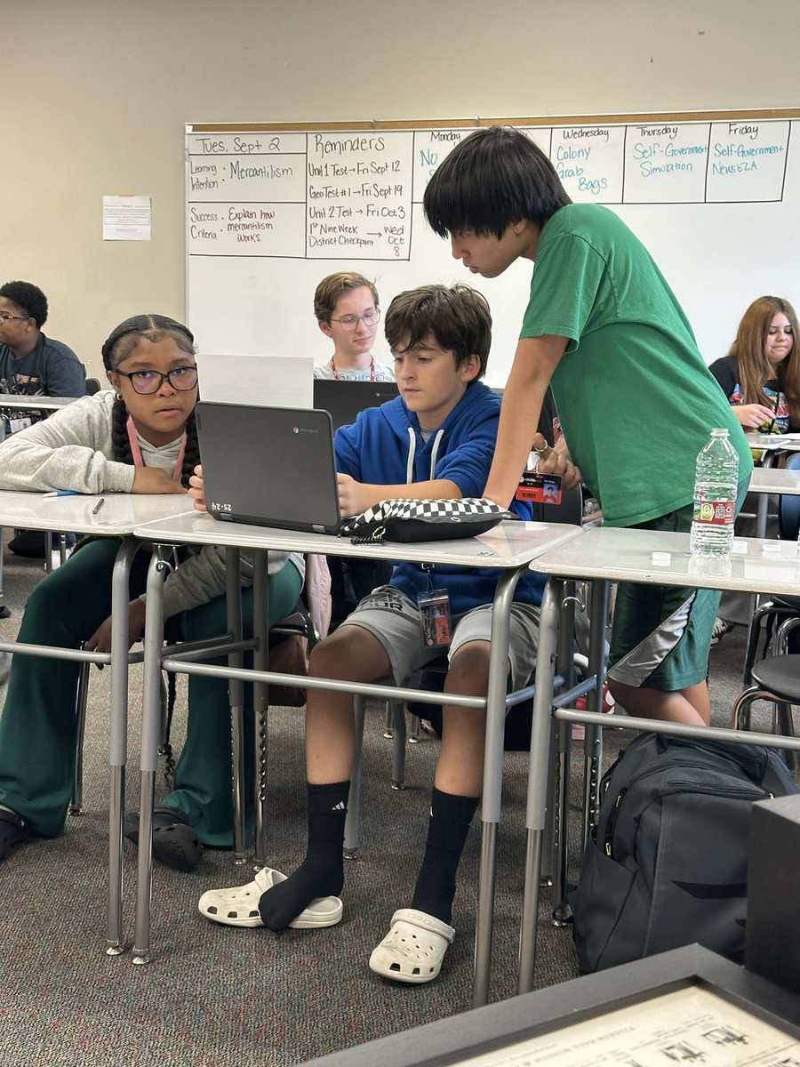 Hannah Russell tweet media