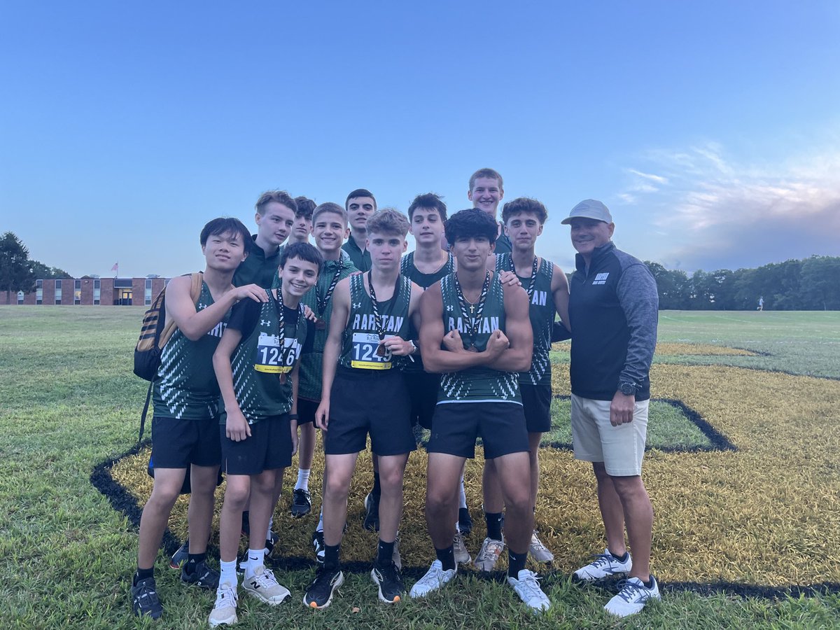 Great season opening xc meet at the Southern Sunset Invitational! ⁦<a href="/cbmsu04/">Christopher Berg</a>⁩ ⁦<a href="/RaritanAD/">T.J. O’Donnell</a>⁩ ⁦<a href="/LandersBiology/">Ms. Landers</a>⁩