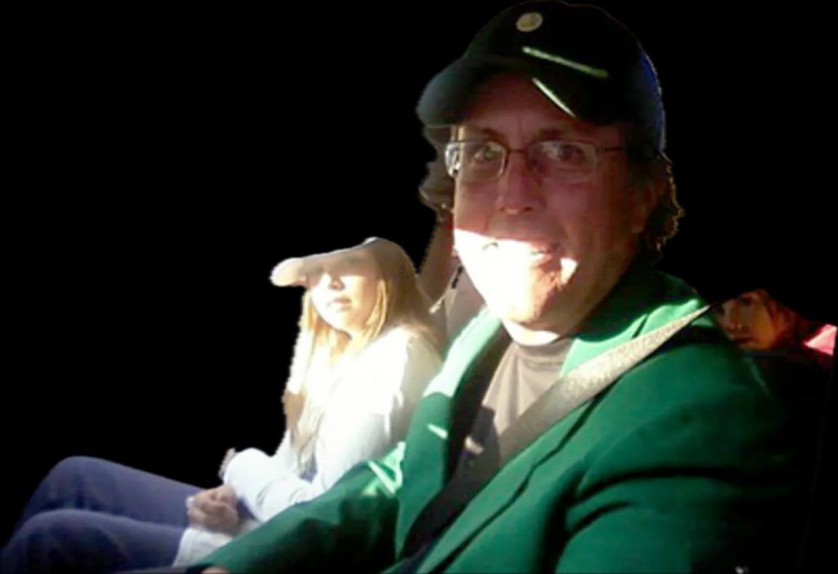 mldowning's tweet photo. @interesting_aIl Phil at Krispy Kreme with Green Jacket https://t.co/SITVg5gFrt