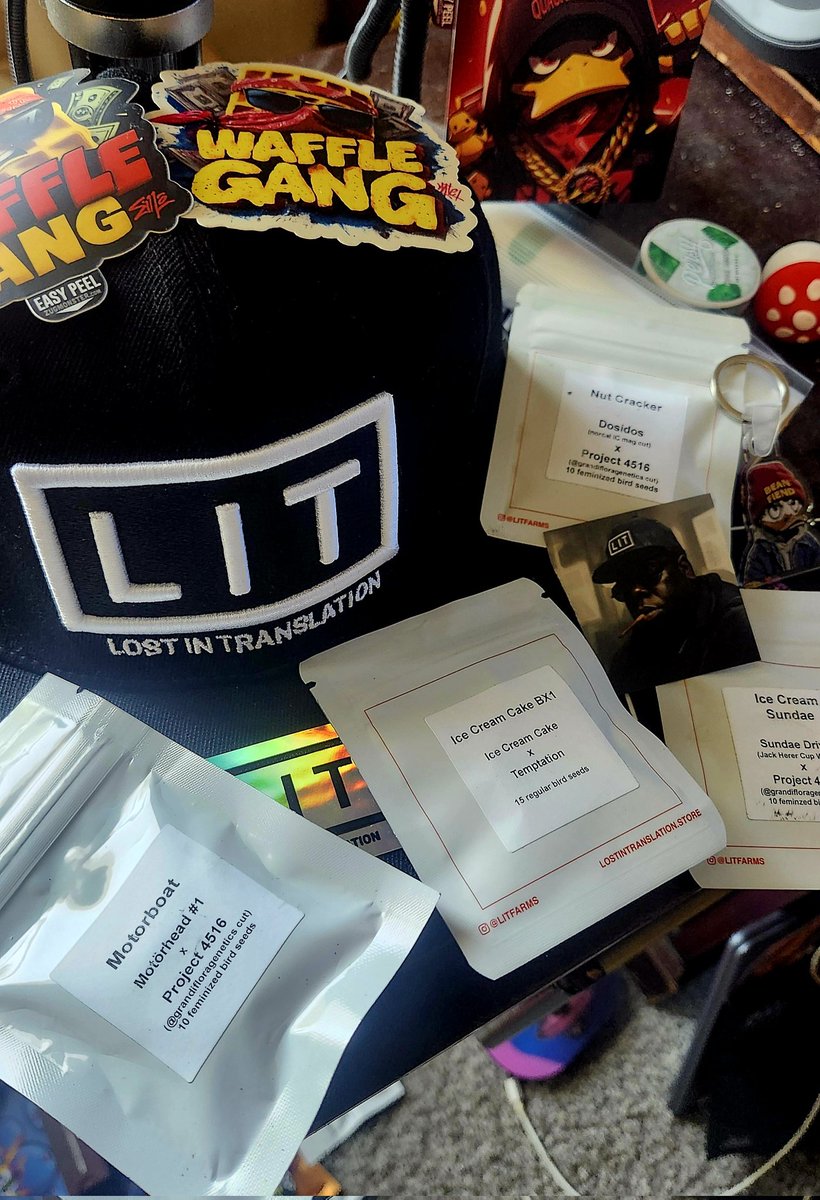 And another LIT ass Cap to add to the collection! All these crosses sound 🔥 too #POT_BREAK