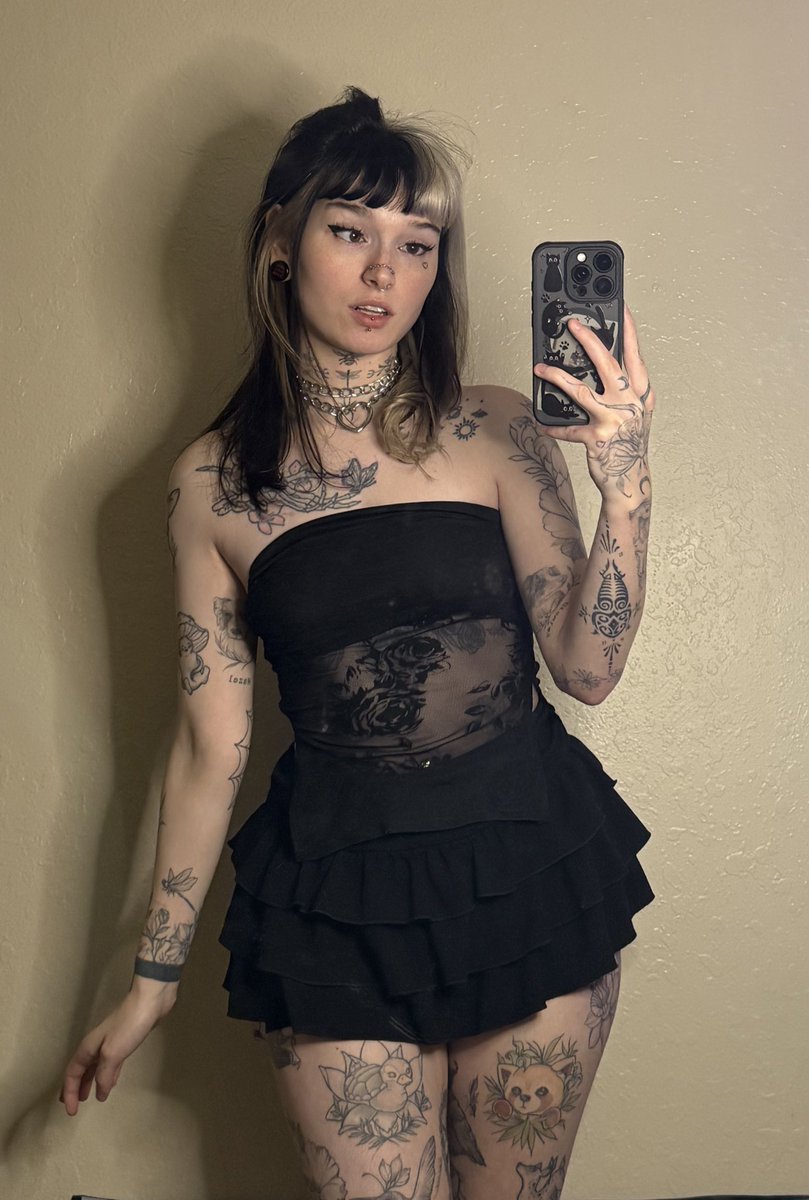 AbolishEGirls tweet media