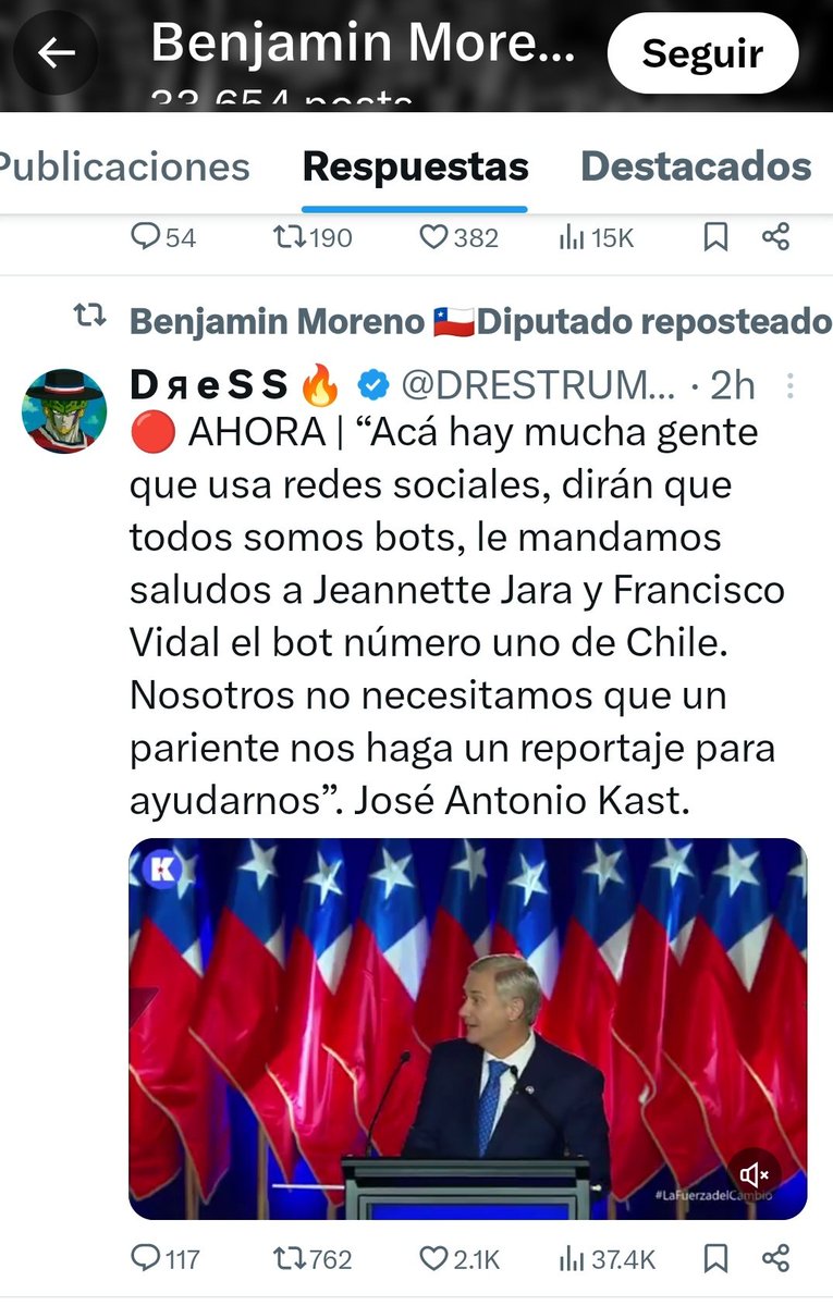 DanPuro_Cringe's tweet photo. Noooooo si los Republicanos no tenemos nada que ver con los Bots , 3 Doritos después @BenjaminMorenob deja en ridículo al Mitomano de @joseantoniokast dando RT al niño símbolo de #LosBotsdeKast 🤡🤥🤥 https://t.co/g1S4IImdvI