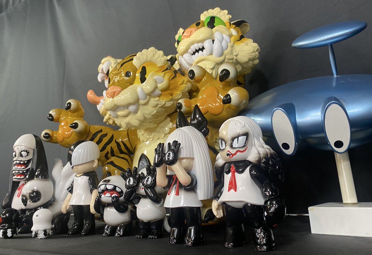 GRAPE BRAIN × STRANGECAT TOYS 三面猛虎 コショウ GRAPE BRAIN × STRANGECAT TOYS 三面猛虎 コショウ - メルカリ