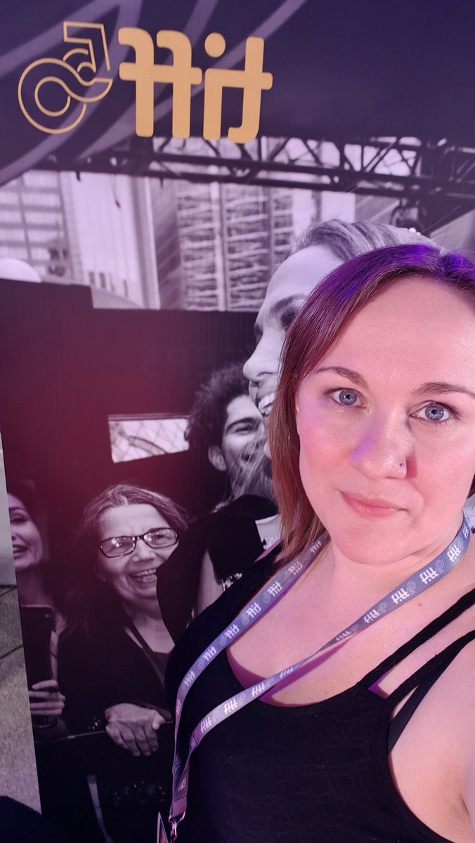 Dayna Eileen tweet media