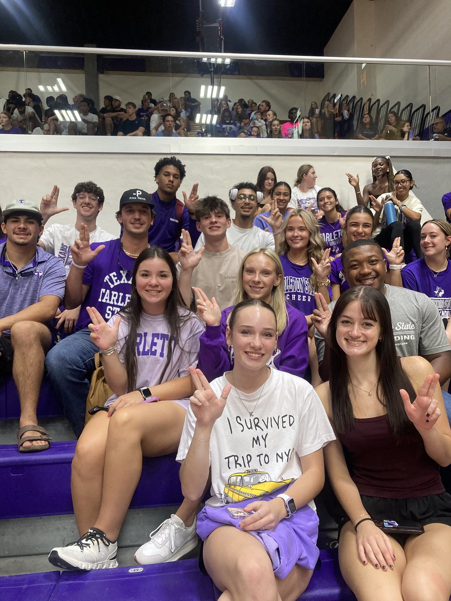 sherribphd's tweet photo. Proud of our Texans for fighting hard on the court tonight 💜🏐

#tarletonvolleyball #GoTexans #tarletonstateuniversity https://t.co/smNKm1qOdO