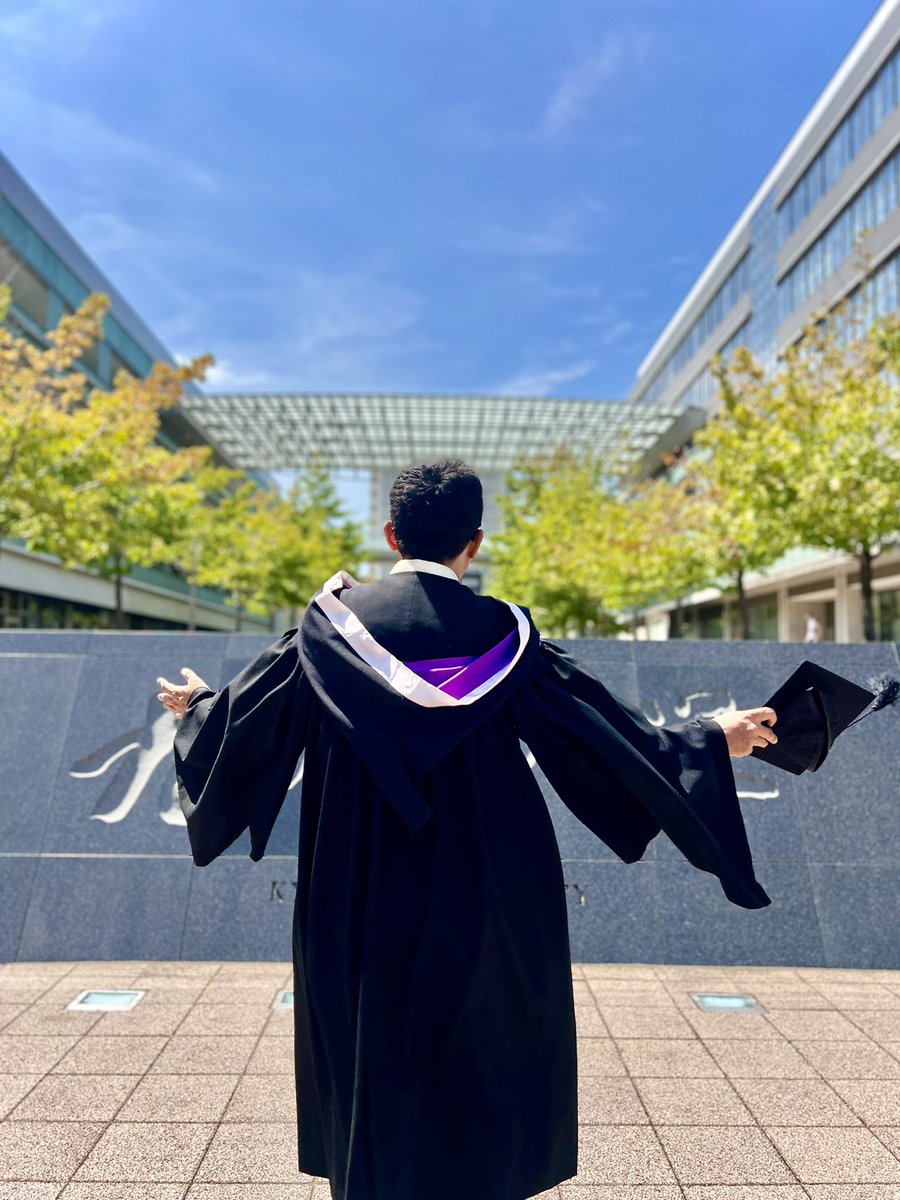 Yah boi’s graduating with his LLM degree today! 🎓🌸