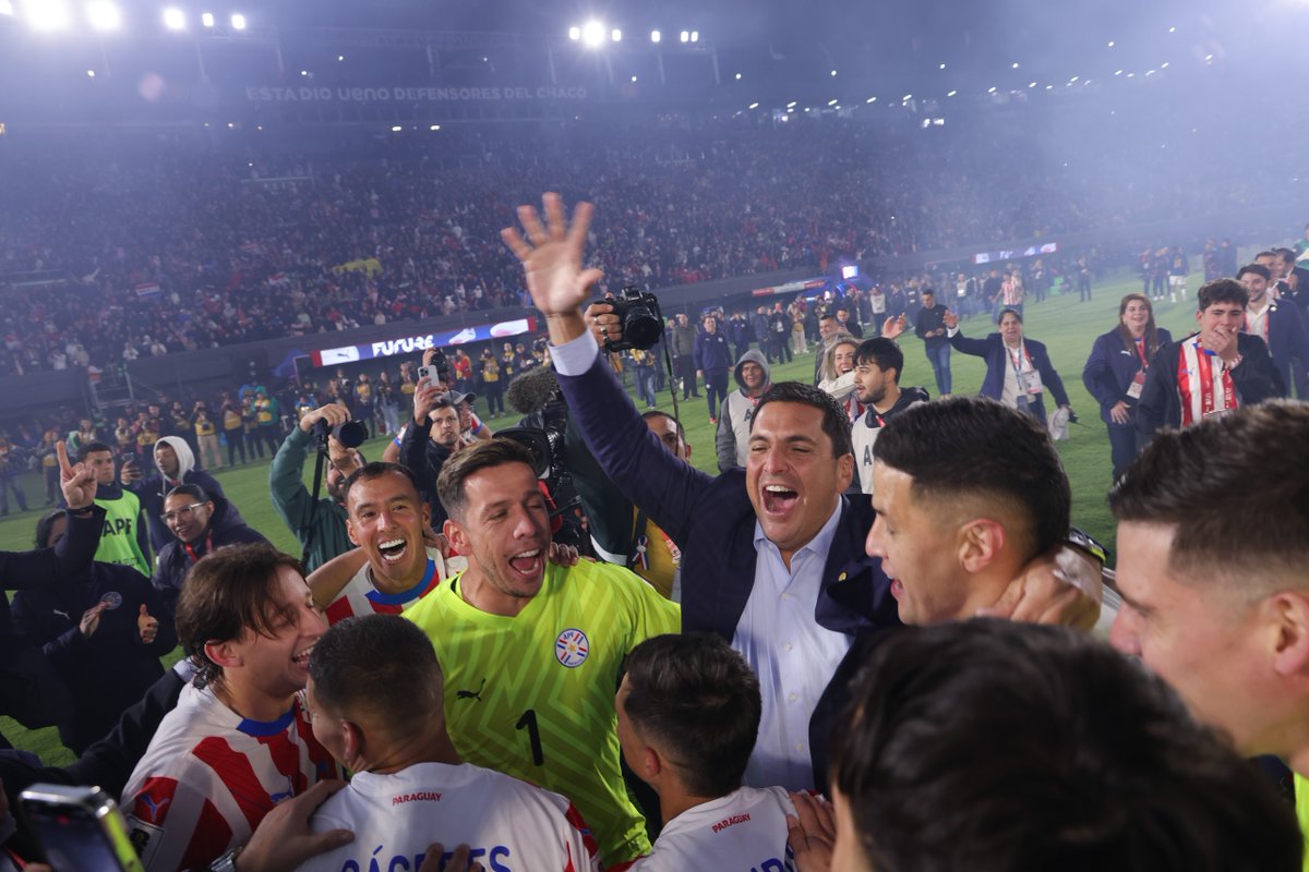 Con convicción,
tocó 𝐫𝐞𝐧𝐚𝐜𝐞𝐫 🇵🇾