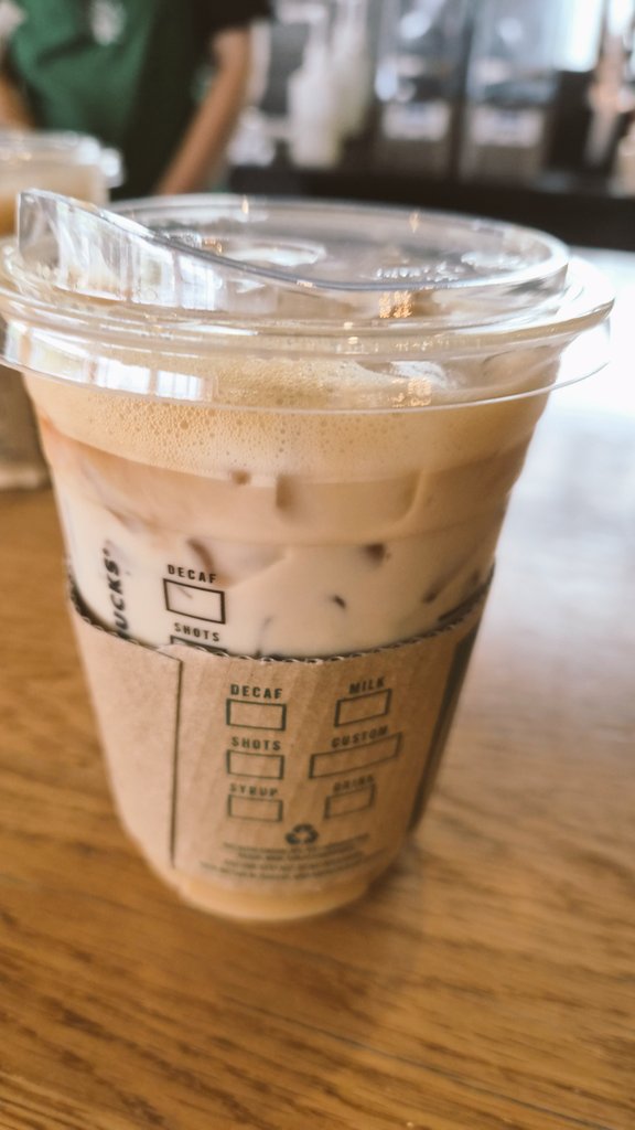 y_worra's tweet image. First coffee cup in Bkk 
Let the Bangkok days begin.

#Bangkok #FirstSip #CafeVibes #BKKMoments