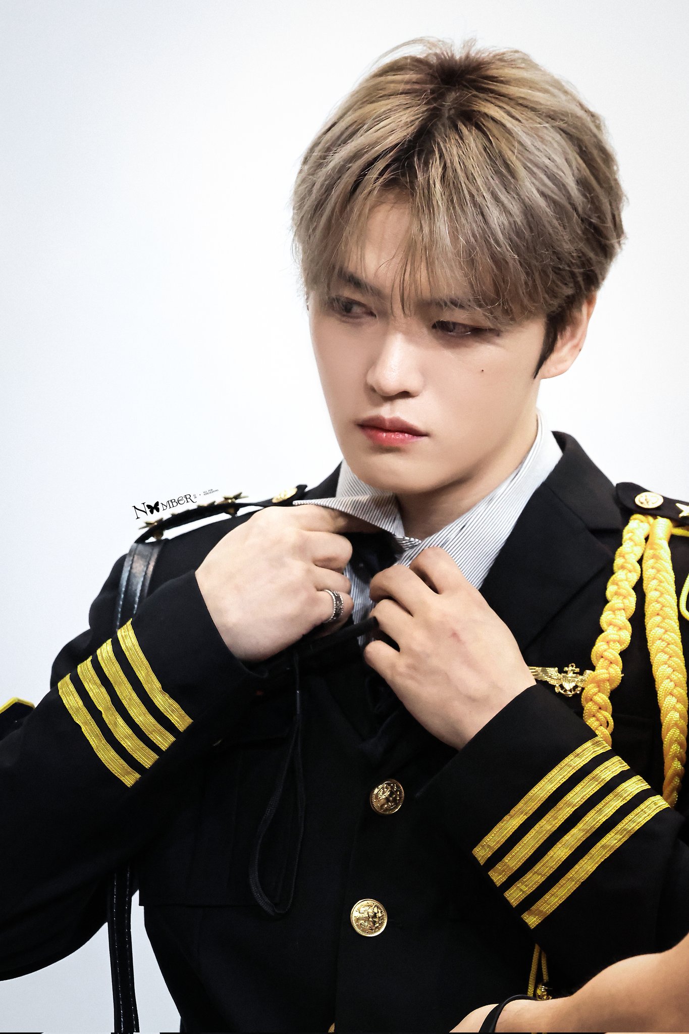 KIM SUNGJOONG キムソンジュン 김성중 コンプ + 当選透明カード 𝗔𝗥𝗧𝗜𝗦𝗧𝗞𝗜𝗠 | 金在中 on X: 