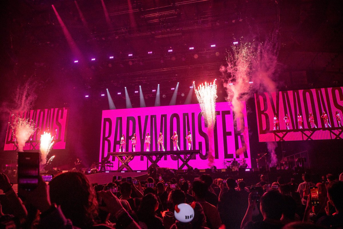 YGBABYMONSTERS_'s tweet photo. #BABYMONSTER 1st WORLD TOUR <HELLO MONSTERS> with ROSEMONT MONSTIEZ😈💝

#베이비몬스터 #1st #WORLD_TOUR #HELLO_MONSTERS #ROSEMONT #YG https://t.co/QpyFMrQuPp