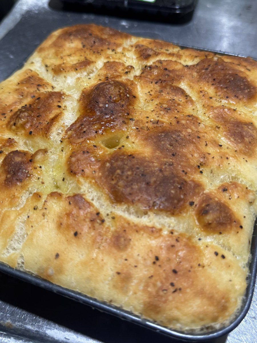 フォカッチャ焼いた🍞