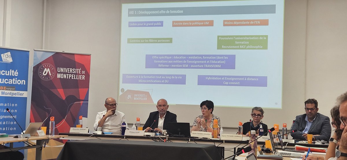 ✍️ Signature du Contrat d’Objectifs et de Moyens de la Faculté d’Éducation par Philippe Augé, président de l'<a href="/umontpellier/">Université de Montpellier</a>, et Agnès Perrin-Doucey, doyenne de la FDE.
Outil stratégique, le COM valorise les spécificités de la FDE dans la stratégie de l’établissement.
#éducation