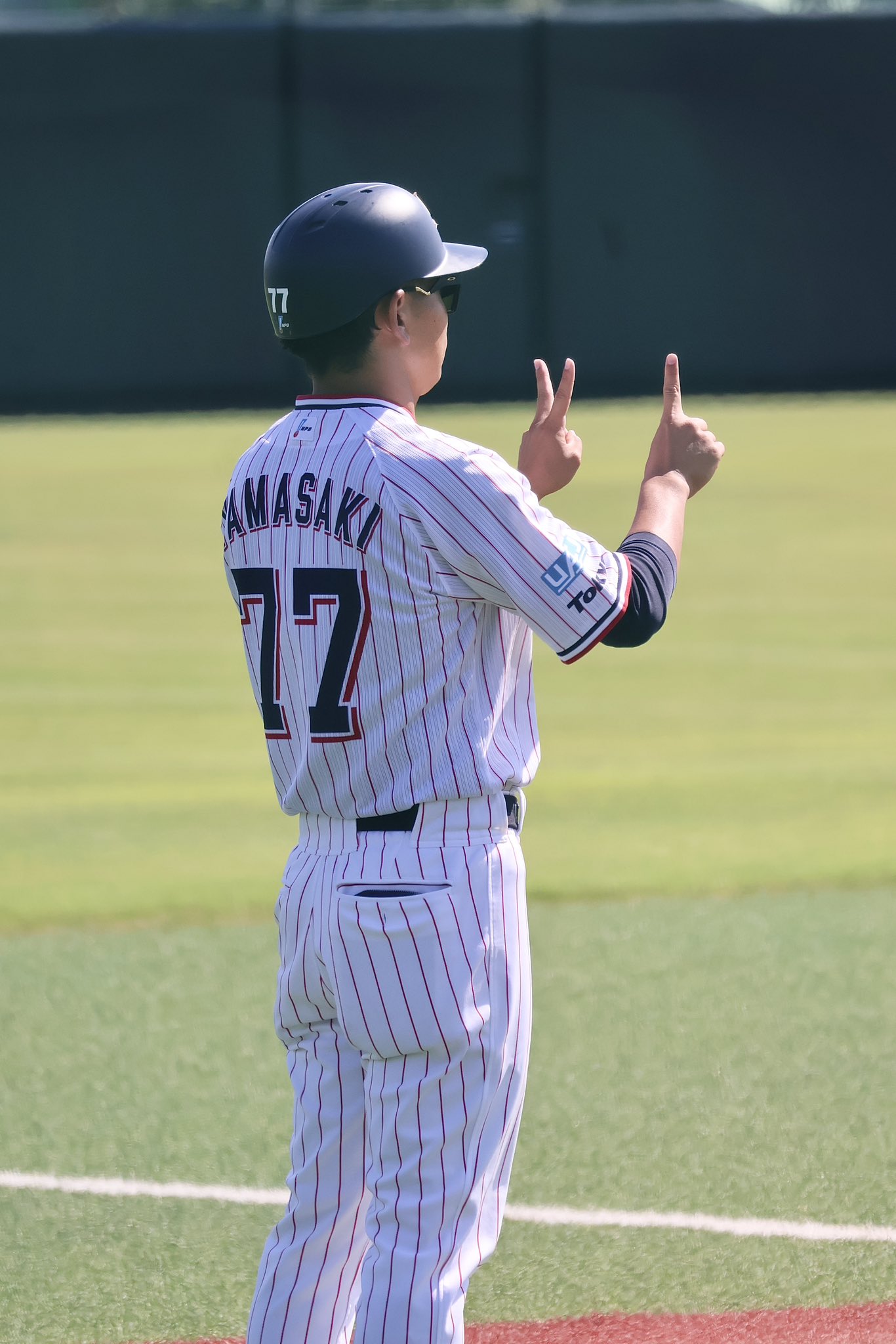 山崎晃大朗 ユニフォーム ヤクルトスワローズ 63 【山崎晃大朗】BBM 東京ヤクルトスワローズ 2022 レギュラー