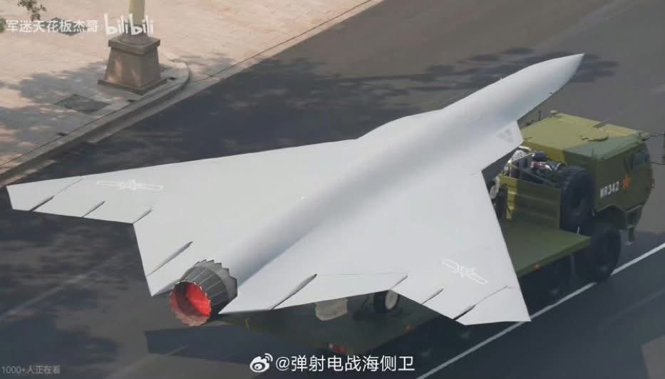 引擎火焰是彩繪？
如果模型嚟講已經泊得住日本嘅Bandai 出品 所以應該好快可以超越日本嘅玩具業！