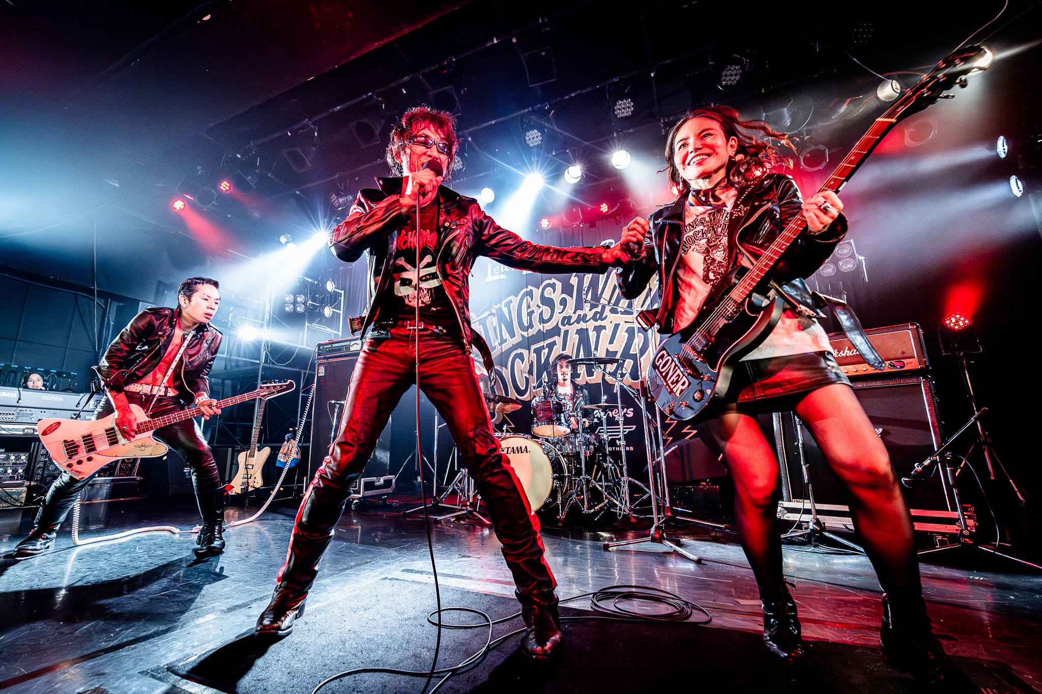 貴重☆レコード　ギターウルフ/LOVEROCK Amazon.co.jp: LOVEROCK - ギターウルフ: ミュージック