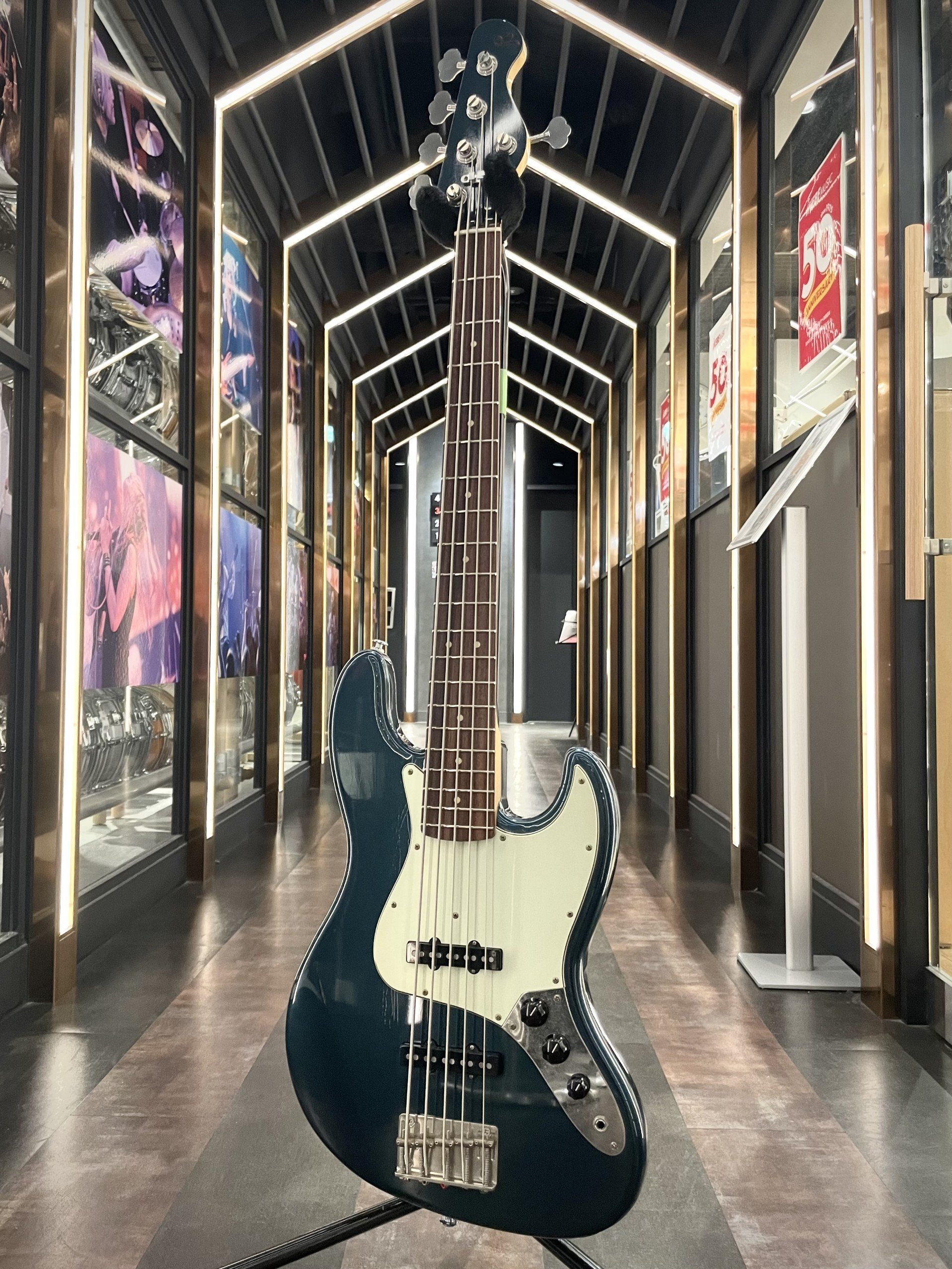 BLACK CLOUD GUITAR COSTOM MADE δ ケース付き BLACK CLOUD GUITAR COSTOM MADE δ ケース付き