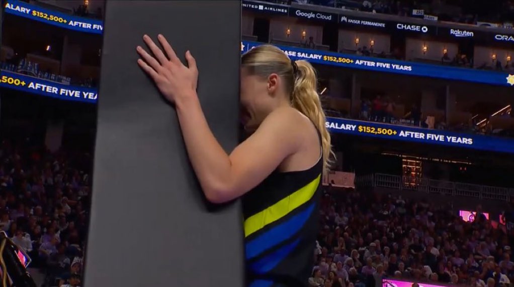 Wings fourth quarter collapse (I saw this coming)