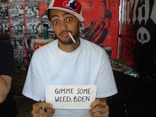 travie mccoy daily (@dailytravie) on Twitter photo 
