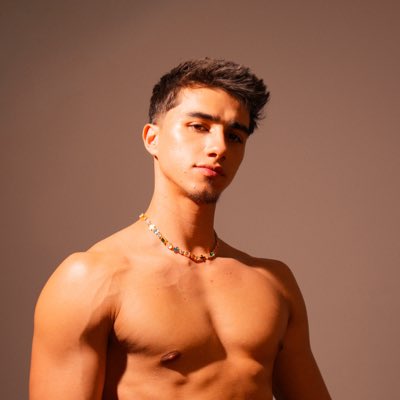 #NuevaFotoDePerfil https://t.co/q0KgaM4udr<a href="/tag/nuevafotodeperfil"class="tags">#NuevaFotoDePerfil</a>