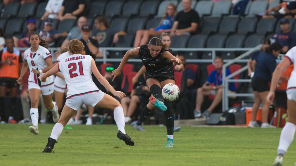 UTSAWSOC's tweet photo. UTSA delivers Hometown Showdown victory at Toyota Field on Watson's career-first goal #2Won0

📰 https://t.co/pBVW3Pp9AF

#BirdsUp🤙 | #UTSADNA | #LetsGo210 | #OLM https://t.co/aLyEpc38Xx