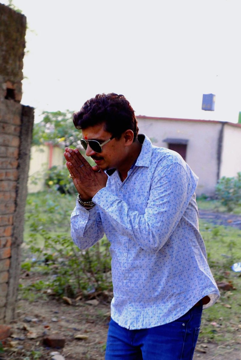 MishraAmarnath's tweet photo. खुद की समझदारी भी एहमियत रखती है,वरना
दुर्योधन और अर्जुन दोनों के गुरु एक ही थे

शिक्षक दिवस की शुभकामनाएं ❤️
#HappyTeachersDay #post #viralvideochallenge https://t.co/KBFlRXLJd0