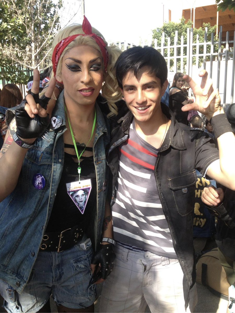 pavastián tweet media