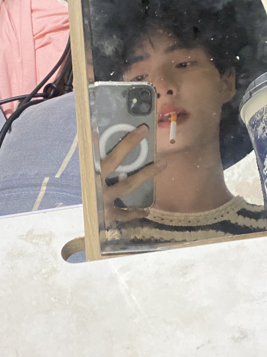 179YING's tweet photo. 评论区让我看点大家压箱底的照片��� https://t.co/mmfnkHNJkW