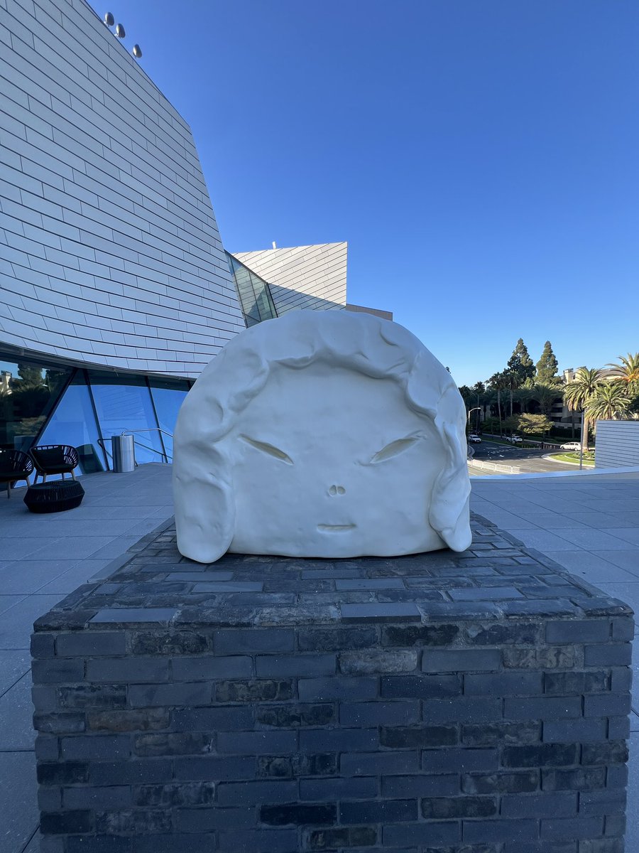 llllazuli's tweet photo. also Yoshitomo Nara’s sculptures https://t.co/6yVoyOwsB8