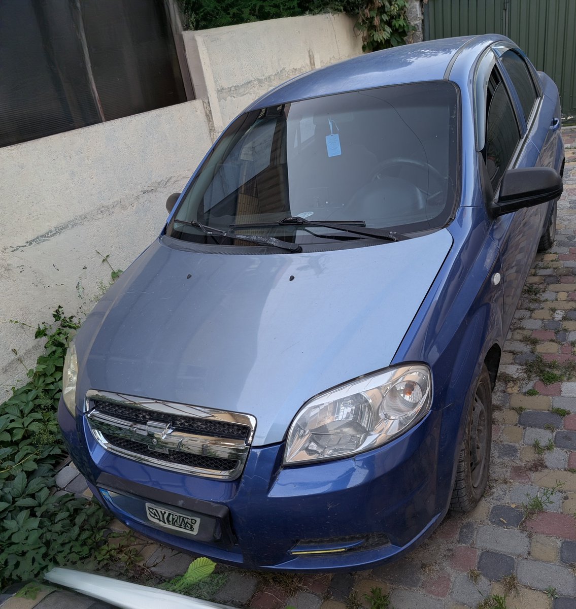 Сьогодні мені 42. За рік я став військовим, про що не жалкую і мене зрадили після 16 років шлюбу, дивний рік. Відкриваю банку на ремонт мого особистого Авео, яке я постійно використовую по службі. Це єдина  потреба яку я не стягую. Всім дякую! send.monobank.ua/jar/A7rVcZZ7XC