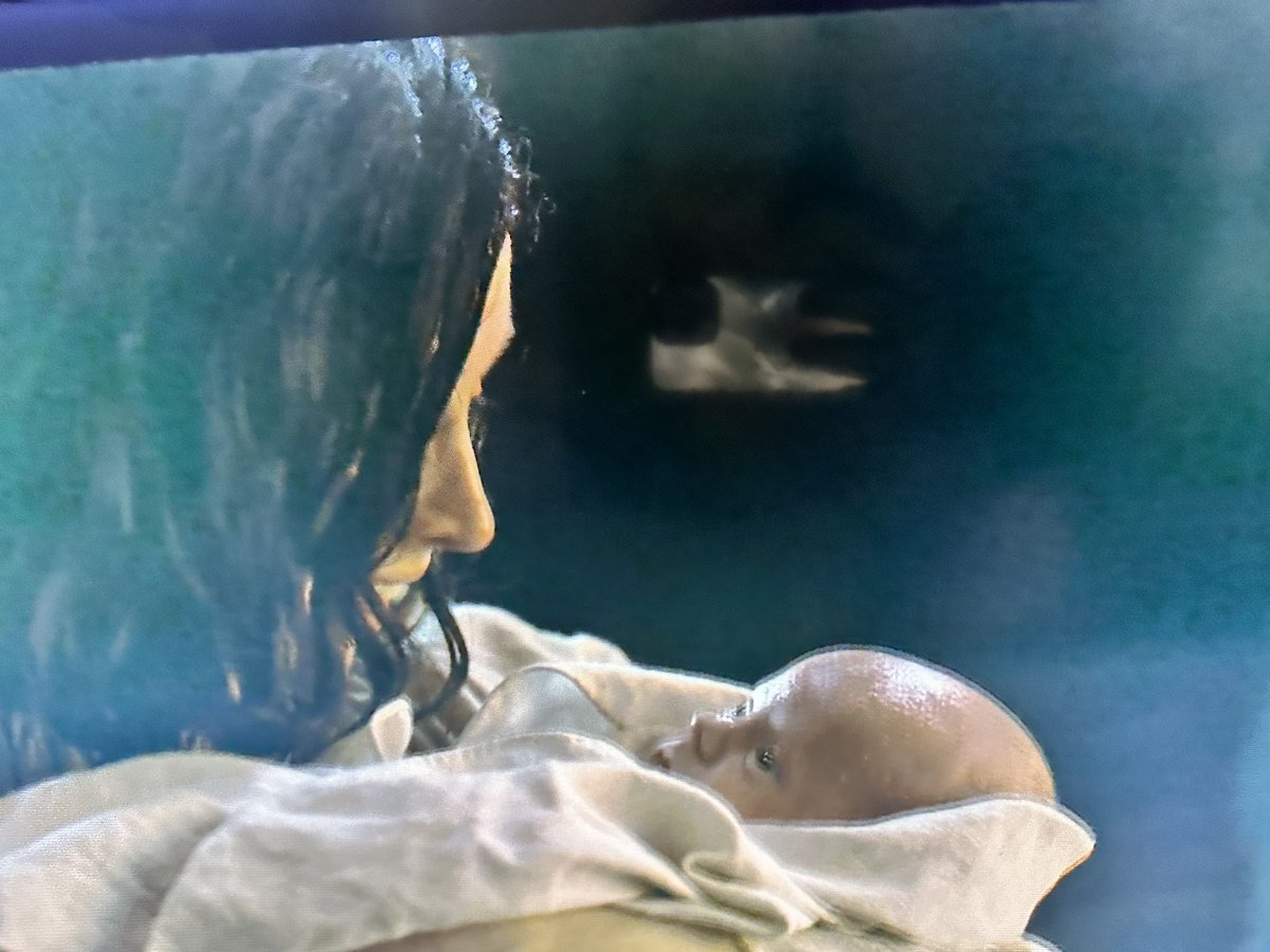 CLAIRE HAD A BROTHER OMG #BloodOfMyBlood