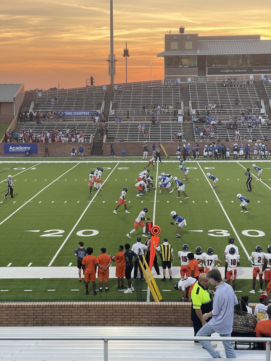 CoachDMcNeal's tweet photo. Broncos win!! Change ain’t coming, change is HERE!! Congratulations @Ichabod_CMac6 @BUSHHS_FOOTBALL 🏈🙌🏽🧡💙💪🏽 #whatwassaid #FootballWife #txhsfb #NothingLikeIt https://t.co/OOWhHgCV3B