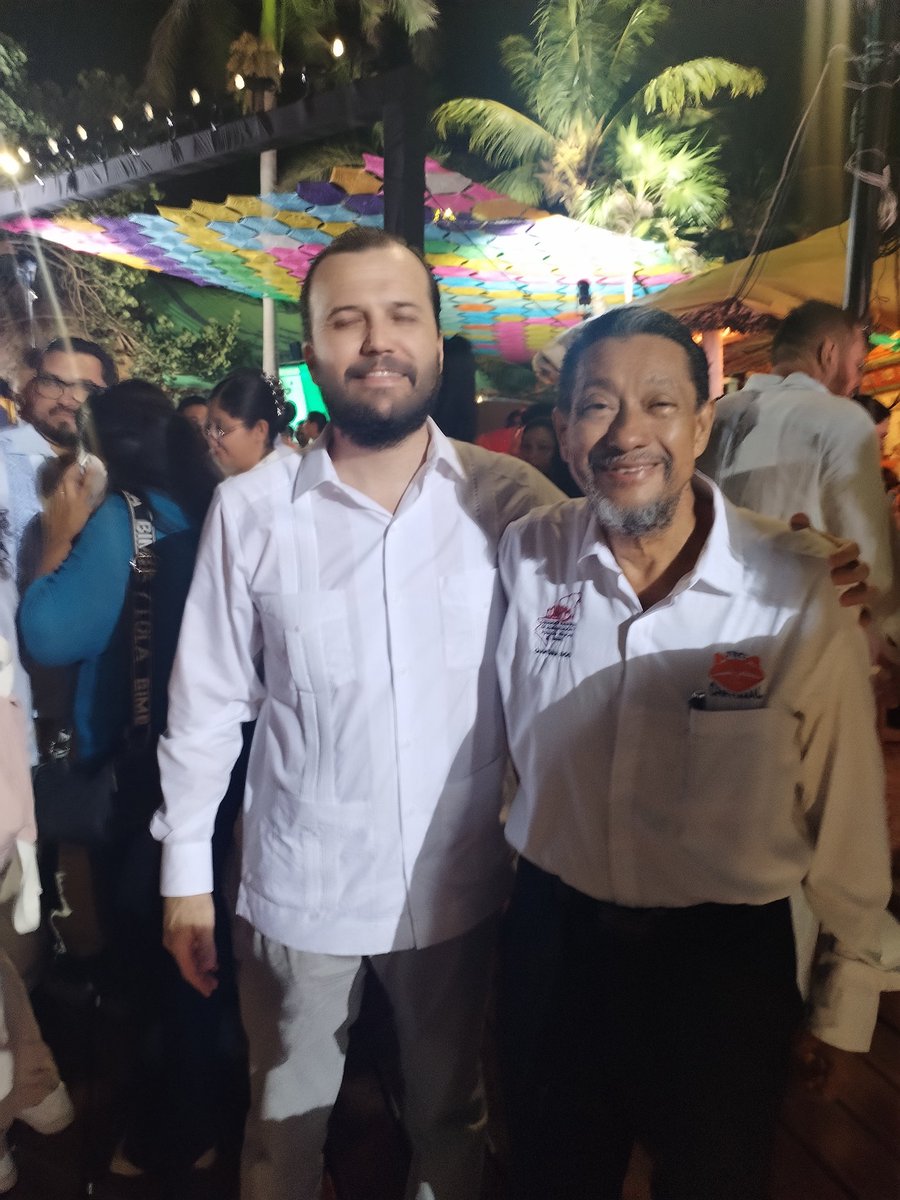 <a href="/omaralpuche/">omar alpuche leal</a> <a href="/MaraLezama/">Mara Lezama</a> <a href="/GobQuintanaRoo/">Gobierno Quintana Roo</a> <a href="/egresadostec/">Asociación de Egresados del ITCH, A.C.</a> Muchas felicidades y se aprovecha para saludar a algunos de sus cercanos  colaboradores en esta gran tarea a la mitad del periodo constitucional. 
<a href="/chetubien/">Comunidad Chetubien</a>
<a href="/LigiaSierraA/">Ligia Sierra Aguilar</a> 
<a href="/AremyBasto/">Resitva</a> 
<a href="/CarlosM56561117/">Carlos Maldonado Pérez</a> 
<a href="/manuel8canul5/">Manuel Alberto Canul</a> 
<a href="/saorirosell/">𝚂𝚊𝚘𝚛𝚒𝚛𝚘𝚜𝚎𝚕𝚕</a> 
@jfla2025