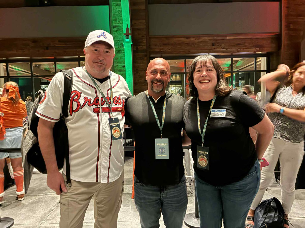 The Day 1 welcome party is in the books for #CrimeCon2025 
See if you spot anyone you know