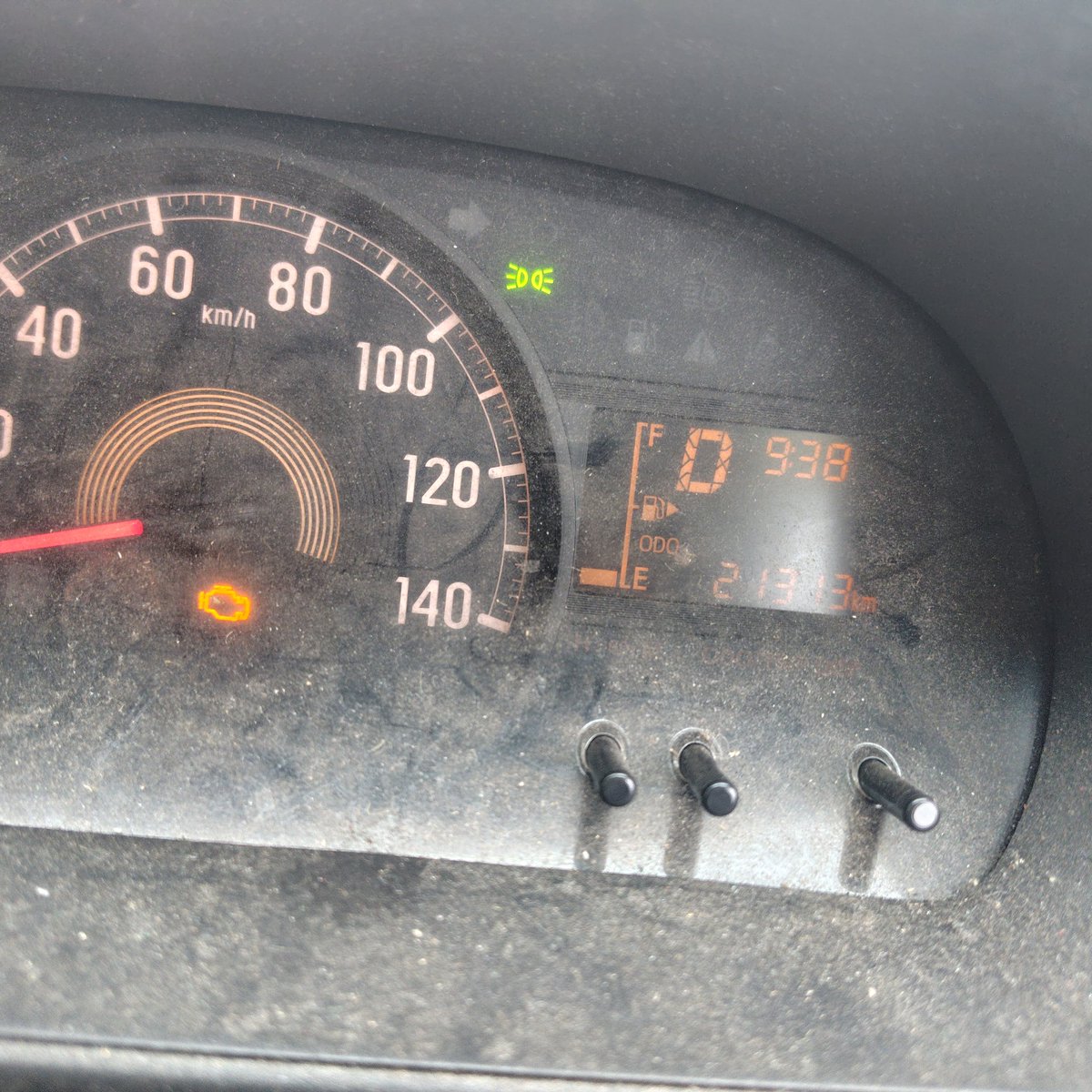 バイク修理してた人 tweet media