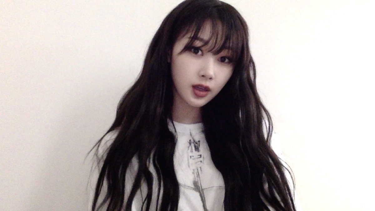 𝕊𝑂𝔓H𝐈𝔼 tweet media