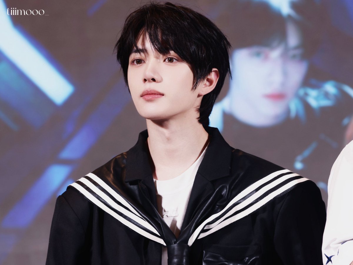 130trbl010313's tweet photo. 250904  🖤

#범규 #투바투 #투모로우바이투게더
#ボムギュ #TXT_BEOMGYU #TXT
#BEOMGYU #TOMORROW_X_TOGETHER https://t.co/TYsSxjrqaI